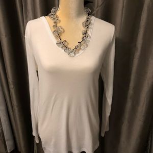 White Long sleeve Tee New without tag